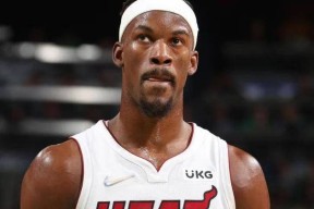 爱游戏体育平台包含巴特勒连续二十场比赛得分超过表现优异，中国队不断突破！的词条