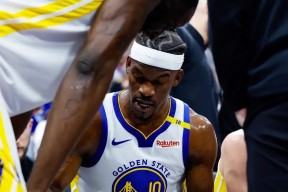 爱游戏app下载体验关于巴特勒迎来十五赛季高光表现，快船球迷沸腾！的信息